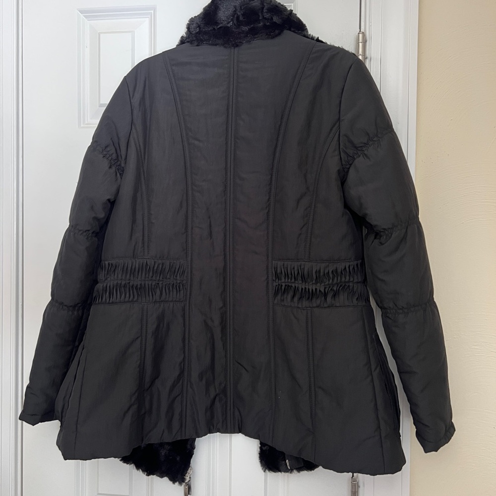Montanaco NWT Black Coat with Faux Fur Trim-Small - Picture 4 of 9